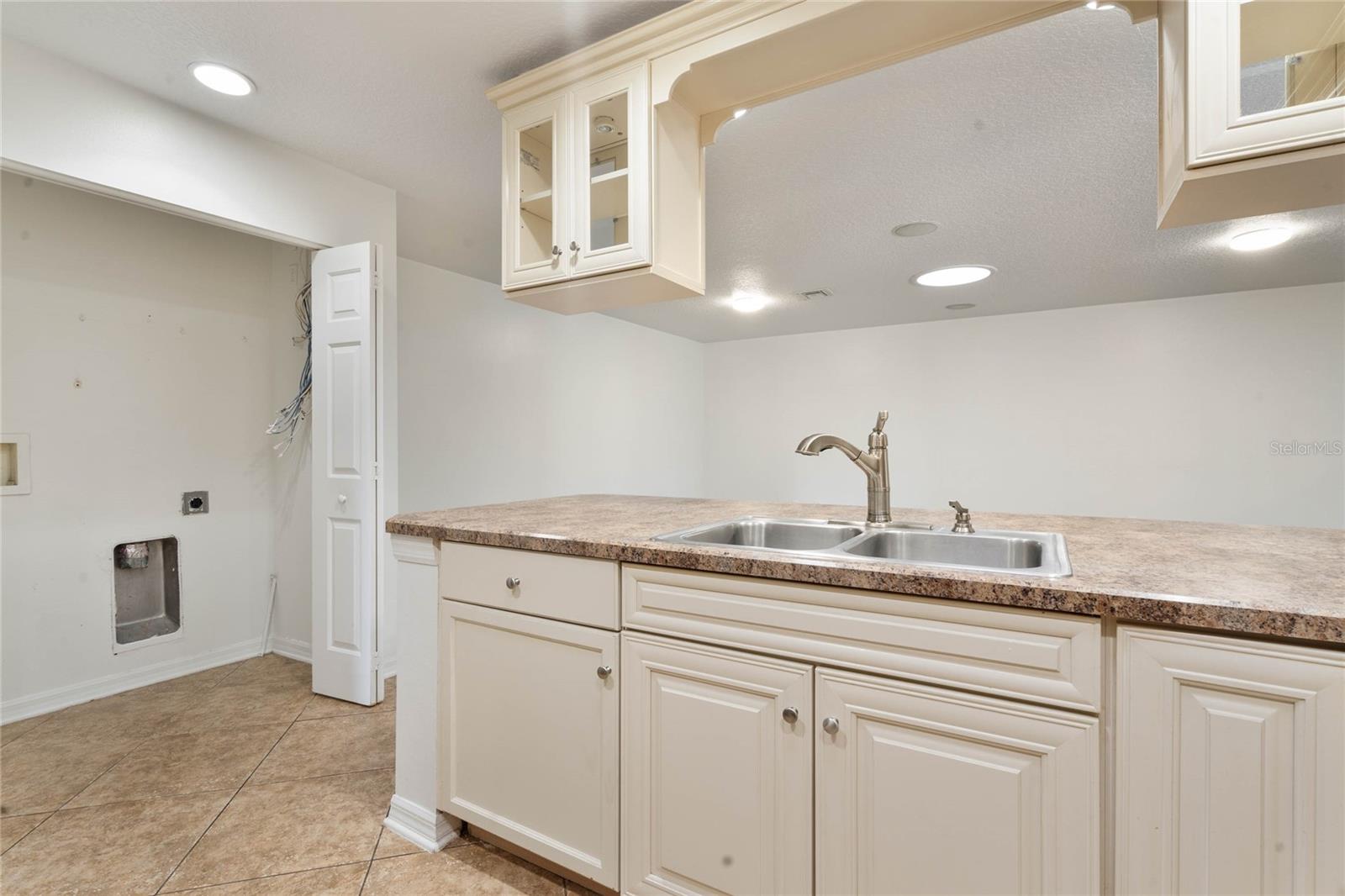 ROYAL OAK ESTATES FIFTH ADD - Residential