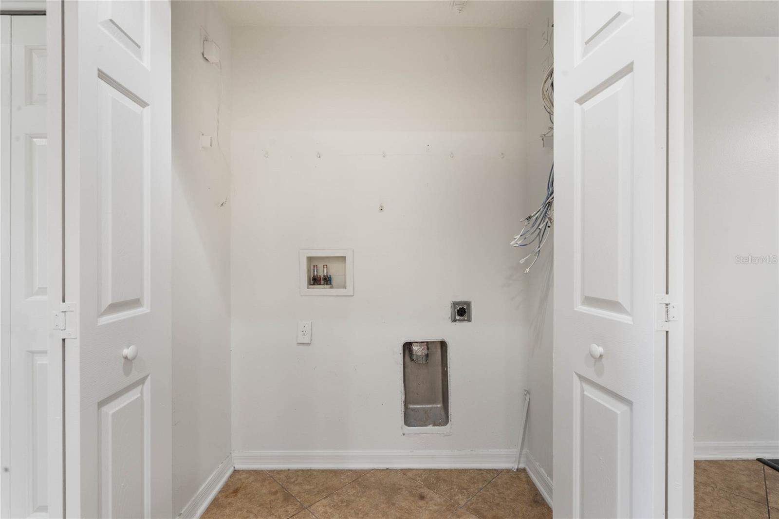 ROYAL OAK ESTATES FIFTH ADD - Residential