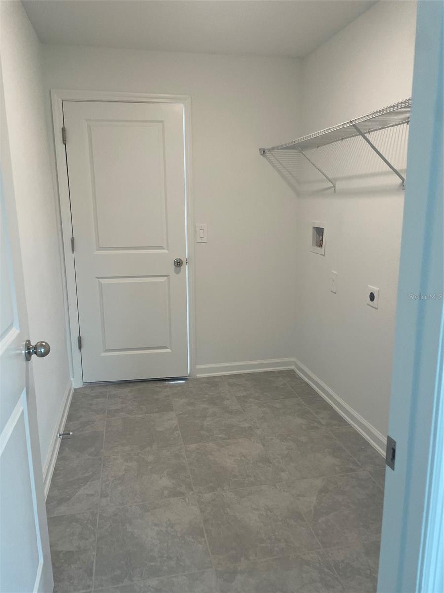 ASTONIA 50S - Residential