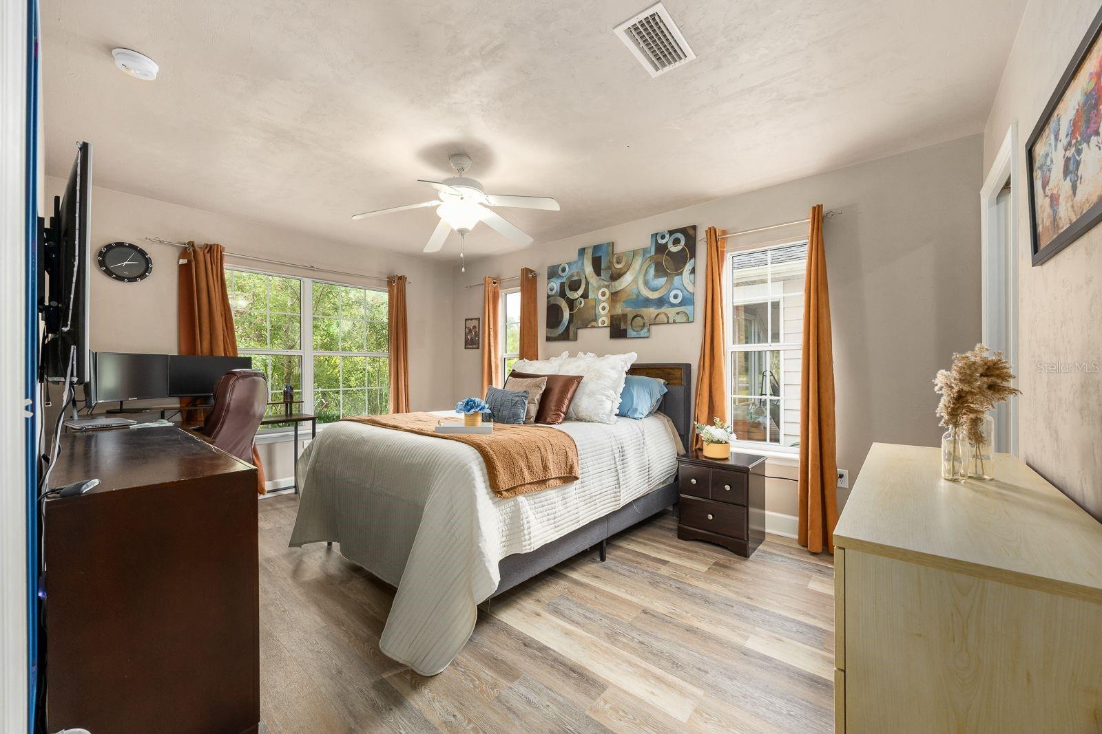 CREEKSIDE VILLAS AT TURKEY CREEK - Residential