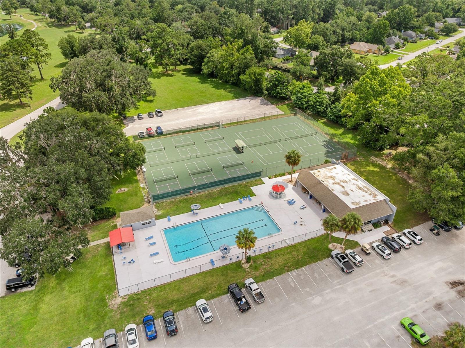 CREEKSIDE VILLAS AT TURKEY CREEK - Residential