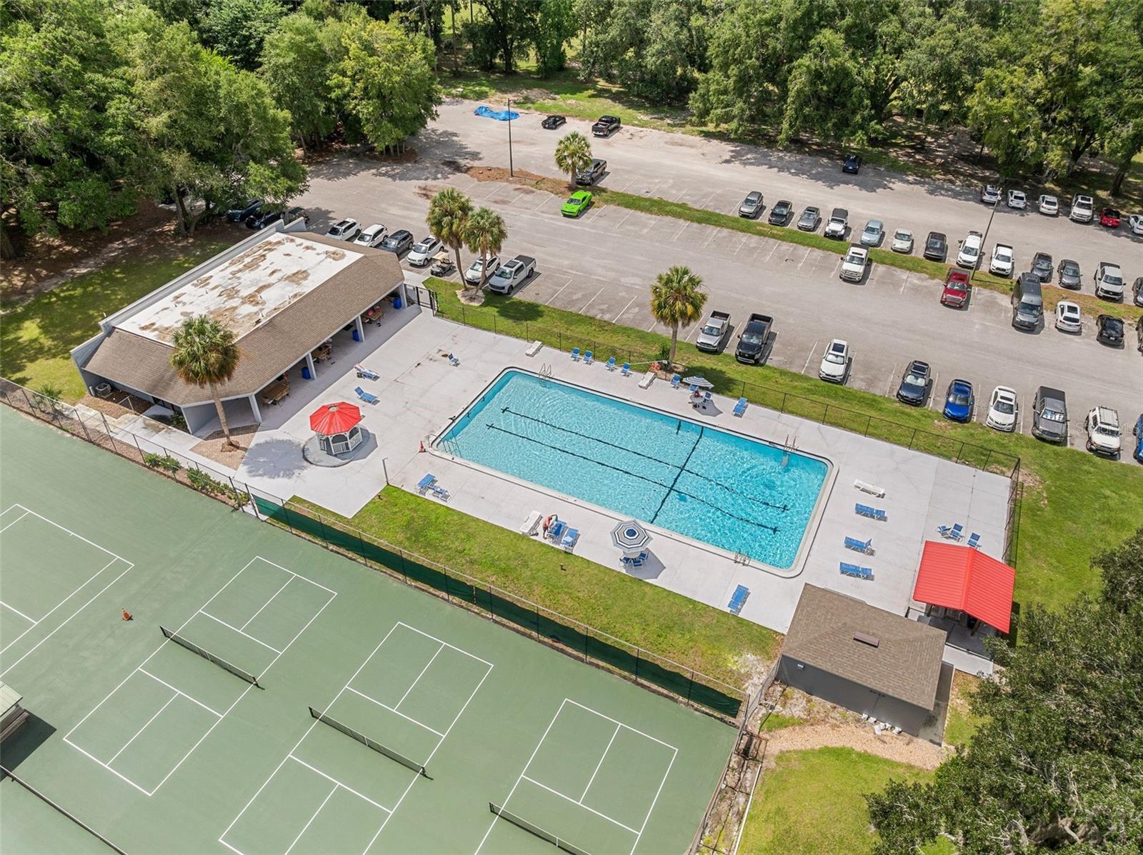 CREEKSIDE VILLAS AT TURKEY CREEK - Residential