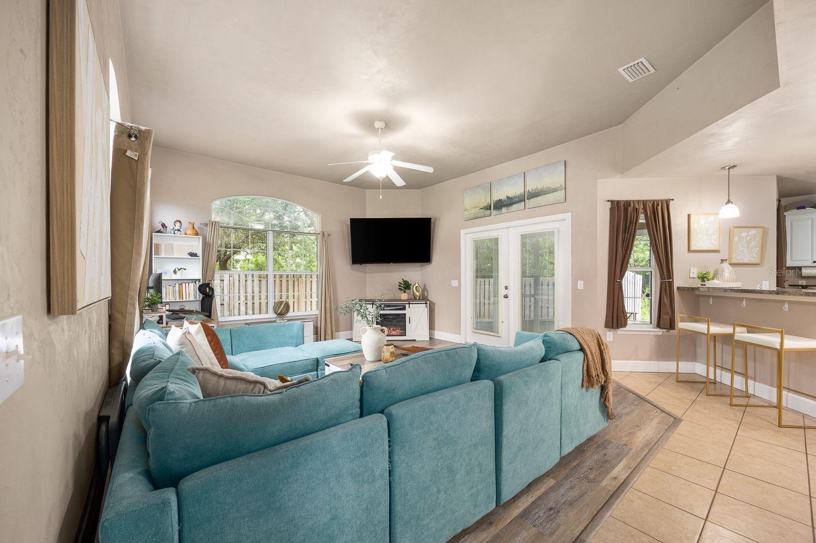 CREEKSIDE VILLAS AT TURKEY CREEK - Residential