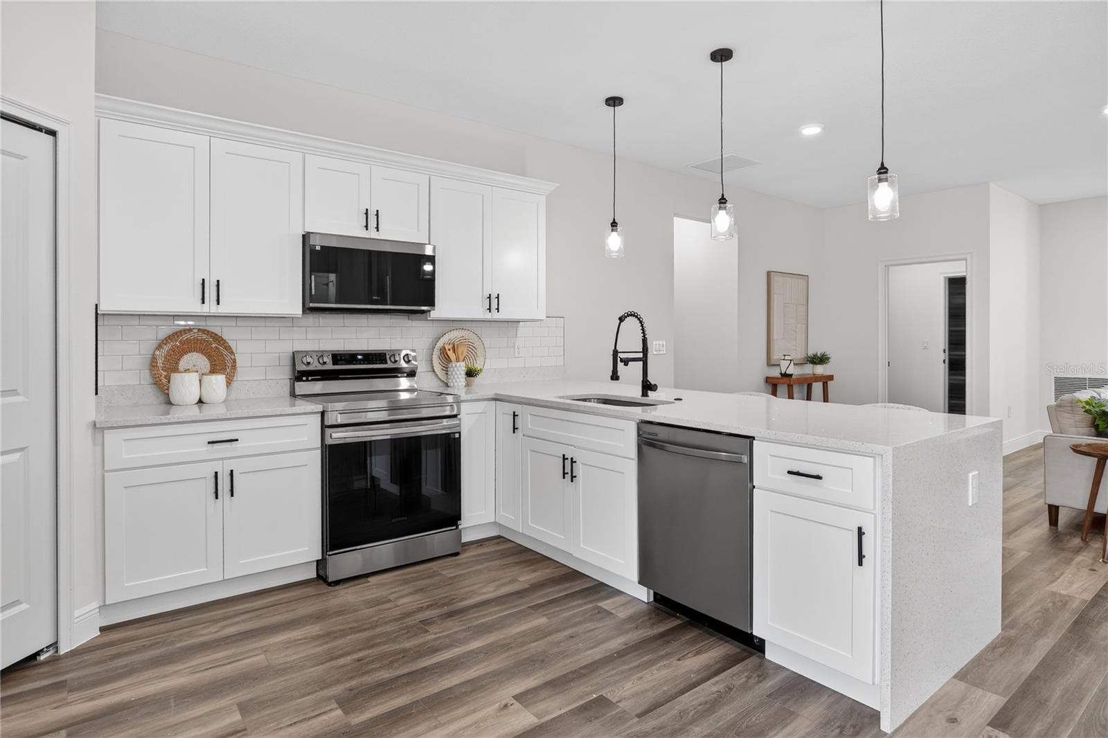 CITRUS SPGS UNIT 07 - Residential