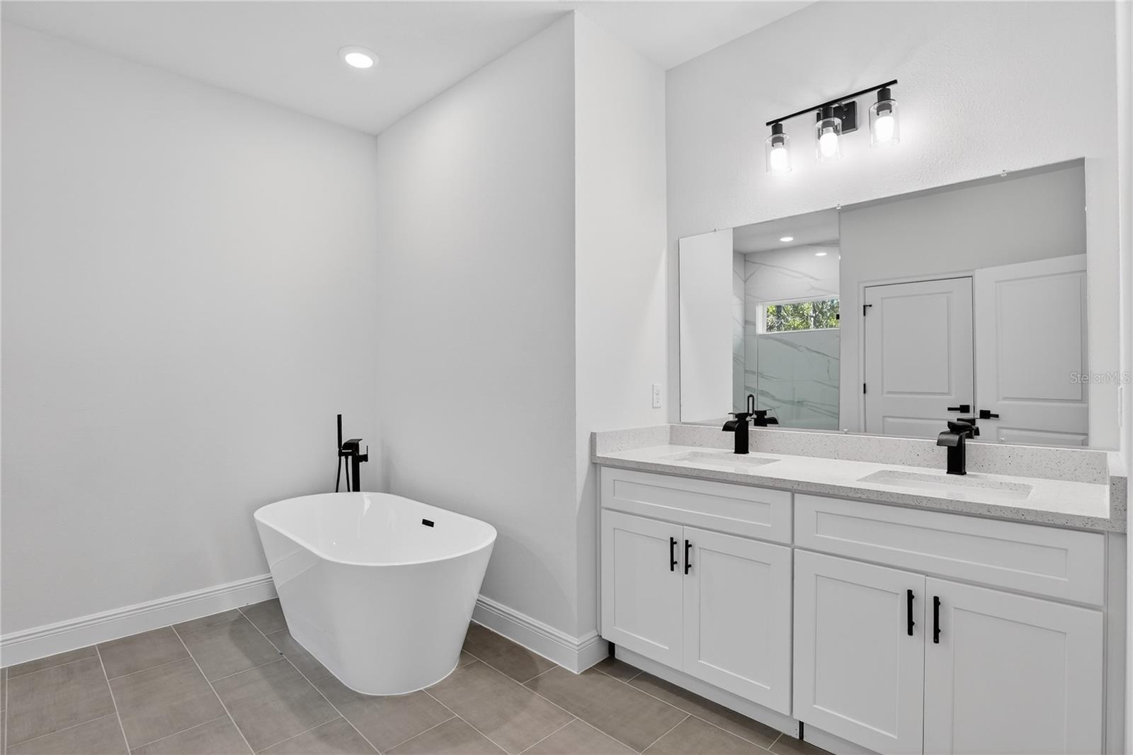 CITRUS SPGS UNIT 07 - Residential