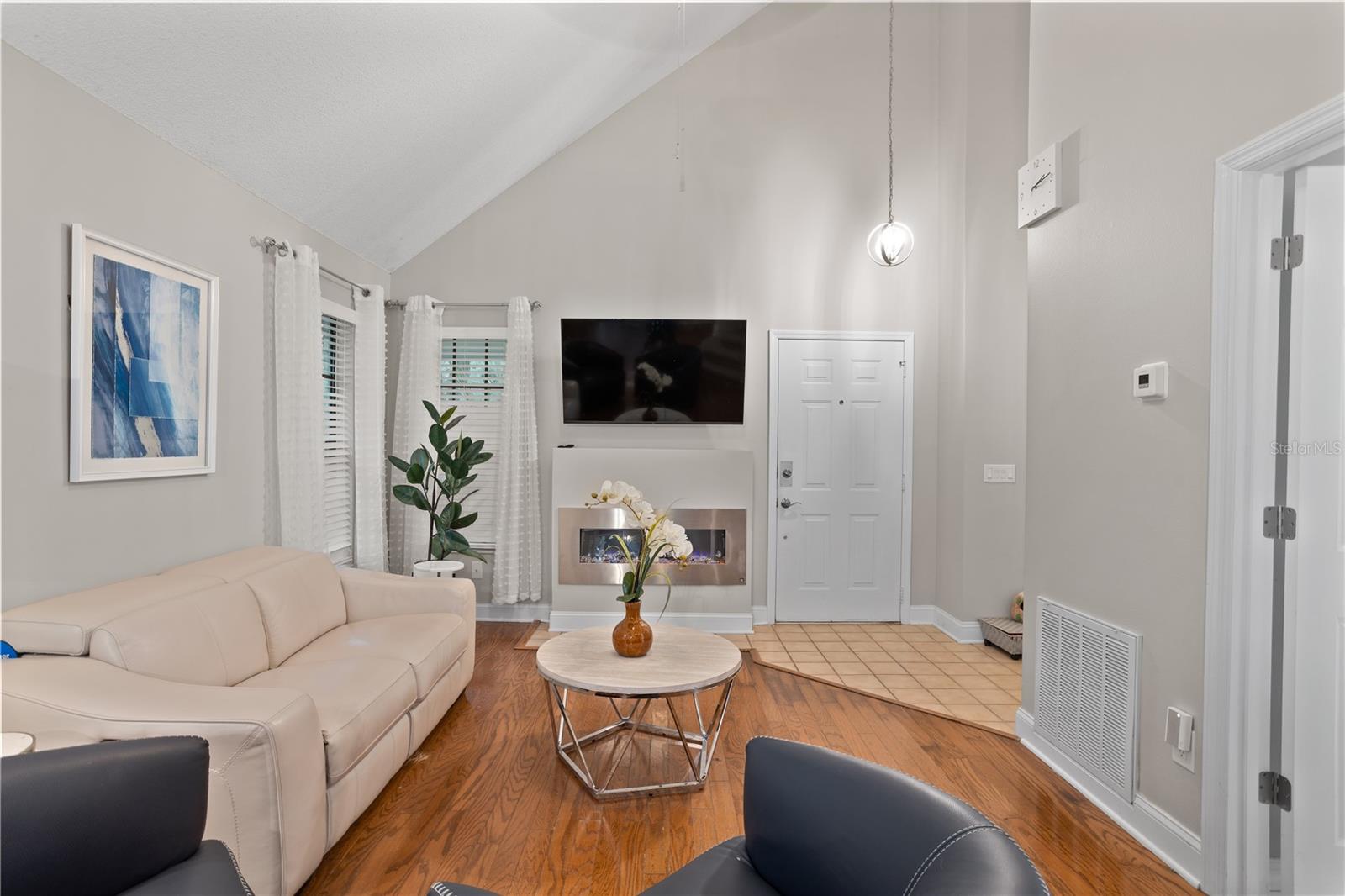 938 SOUTHRIDGE TRAIL