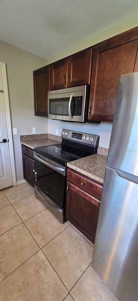 Tiny photo for 16221 SW 28th Court, Ocala, FL 34473 (MLS # OM734597)