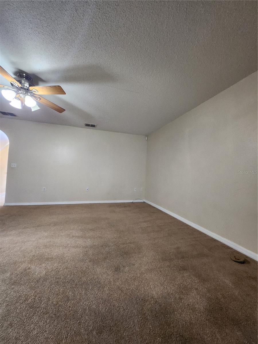 ASHBURN SQUARE TWNHMS - Residential Lease