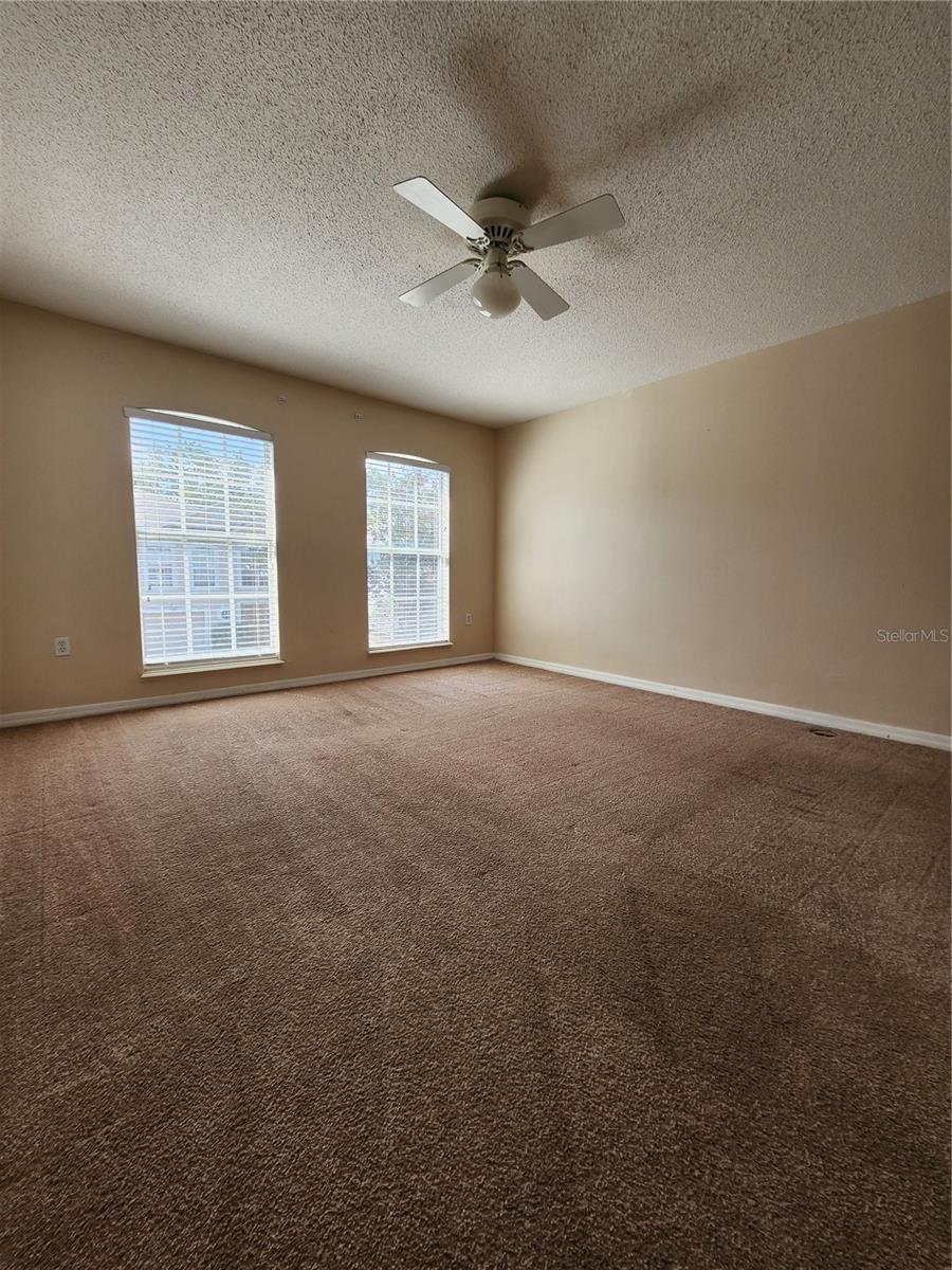 ASHBURN SQUARE TWNHMS - Residential Lease