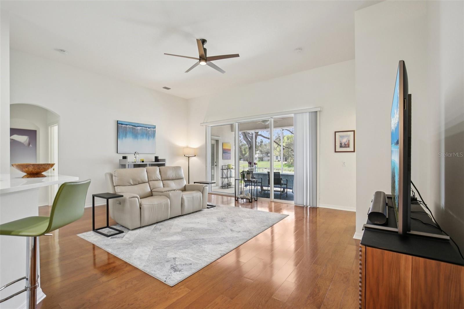 THE OAKS AT WOODLAND PARK PH 1 - Residential