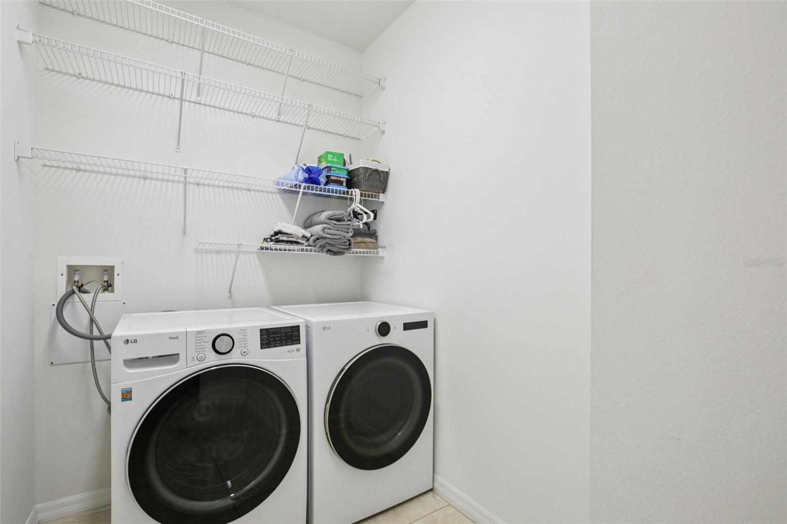 THE OAKS AT WOODLAND PARK PH 1 - Residential