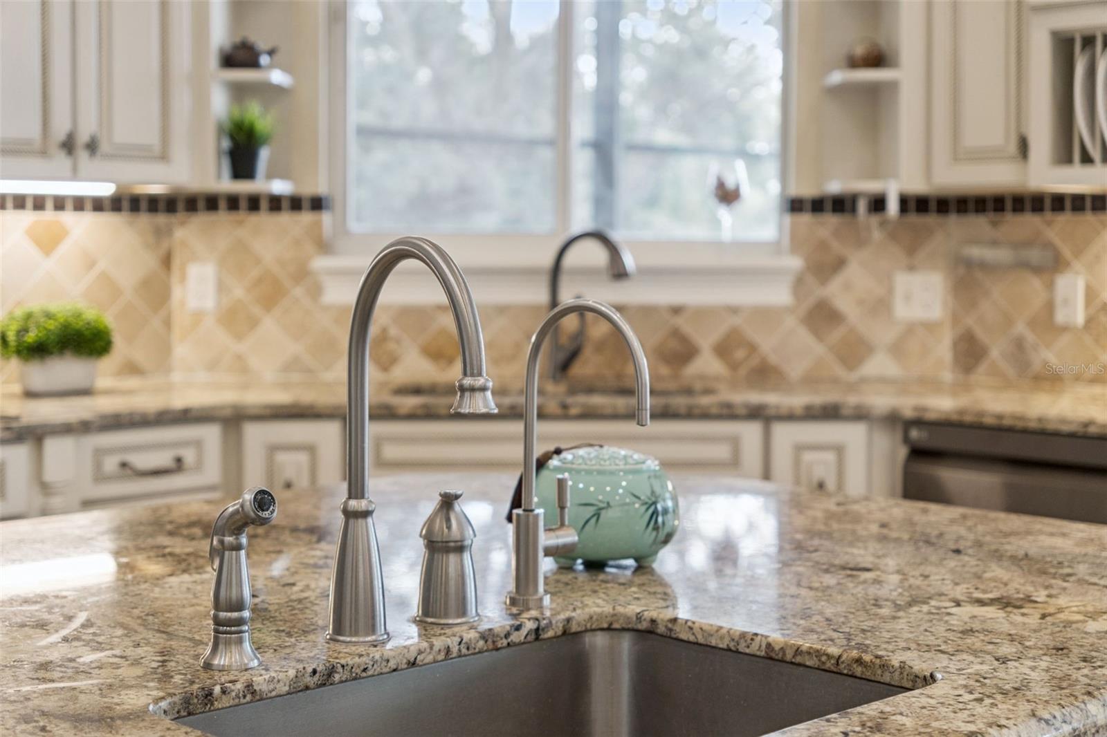 JOHNS COVE 43/104 - Residential