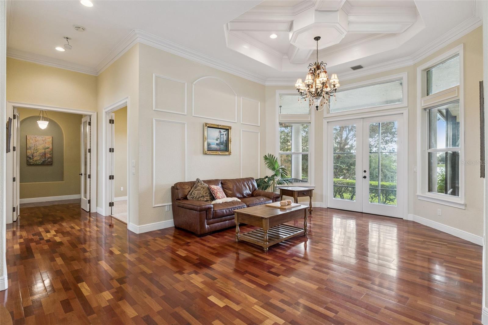 JOHNS COVE 43/104 - Residential