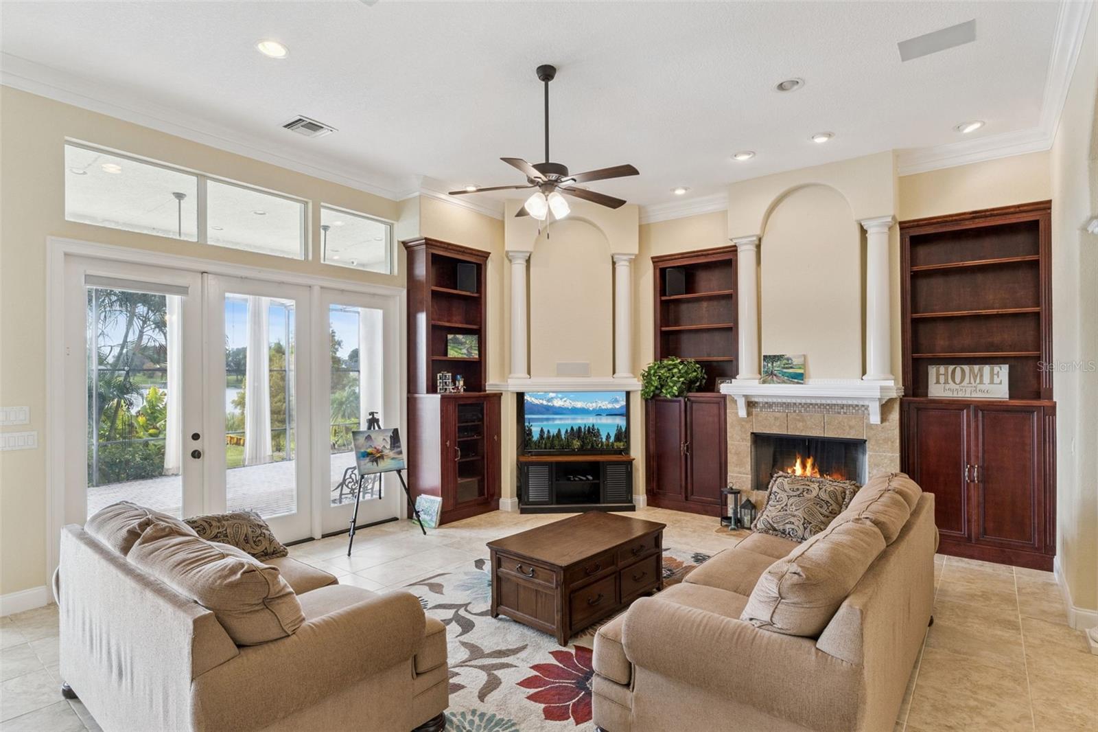 JOHNS COVE 43/104 - Residential