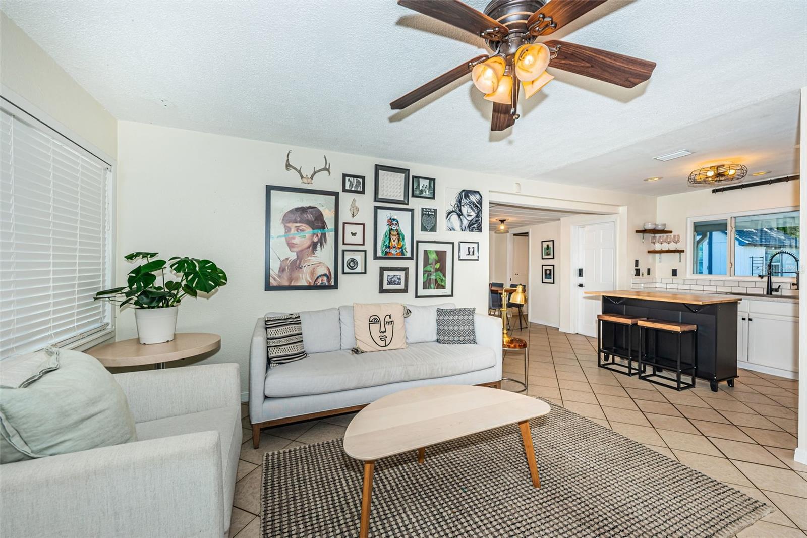 MEADOW LAWN 1ST ADD - Residential