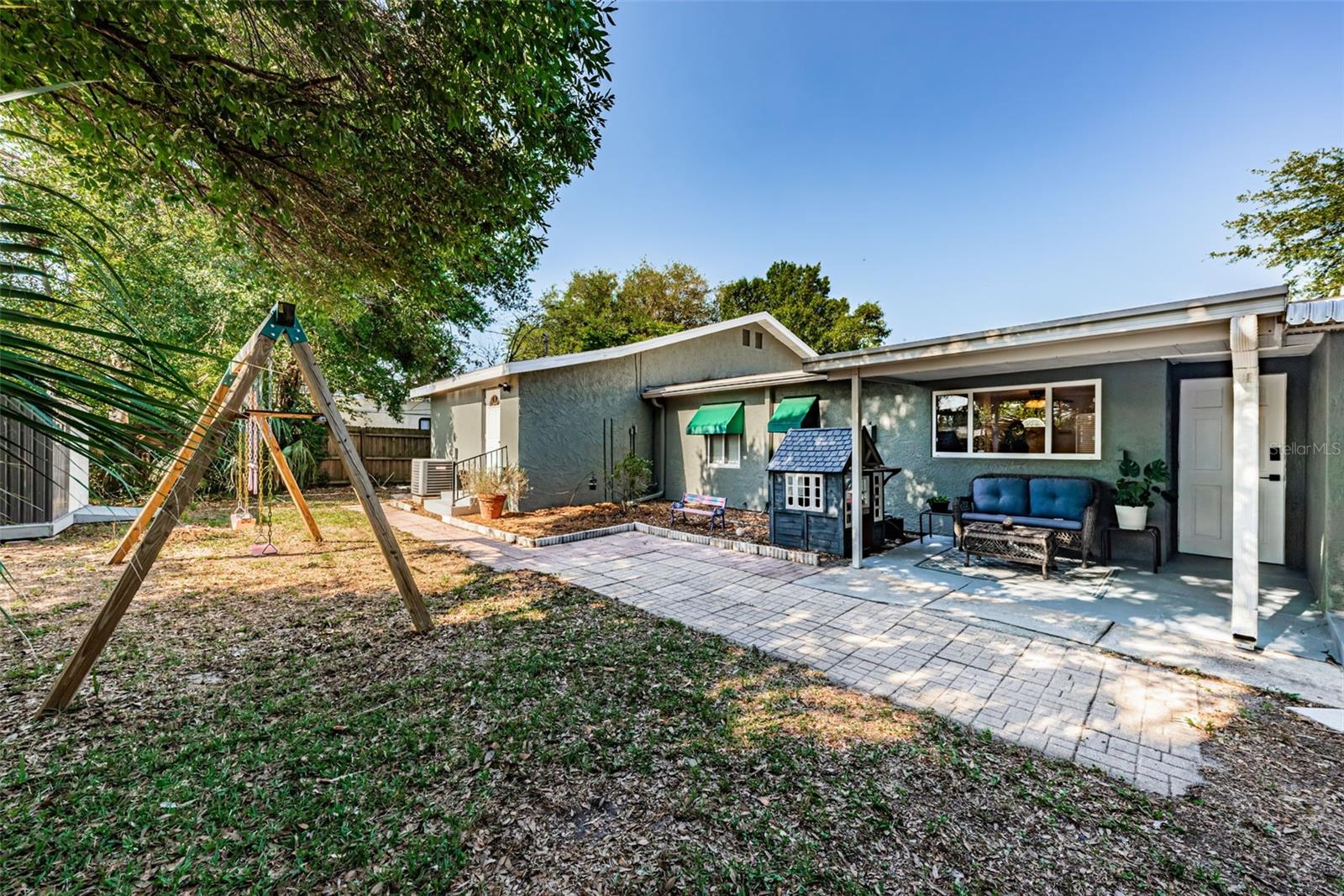 MEADOW LAWN 1ST ADD - Residential