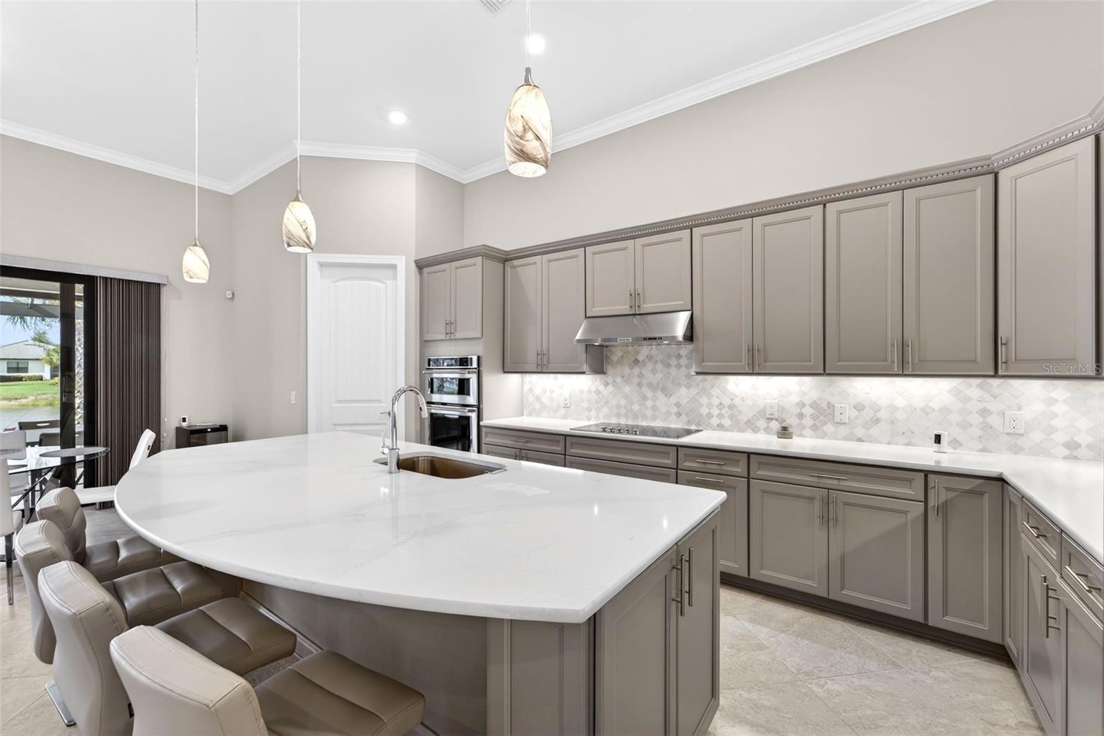 ISLANDWALK - Residential