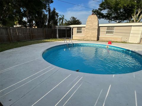 A home in SEMINOLE