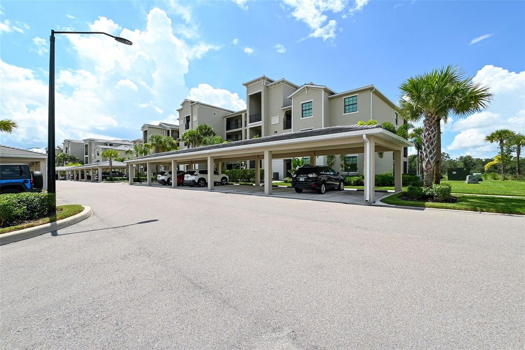 Photo of 17704 Gawthrop Drive #303, Lakewood Ranch, FL 34211 (MLS # A4653425)