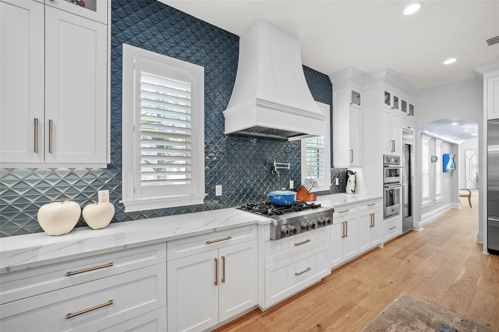 HARBOR VIEW PALMS - Residential