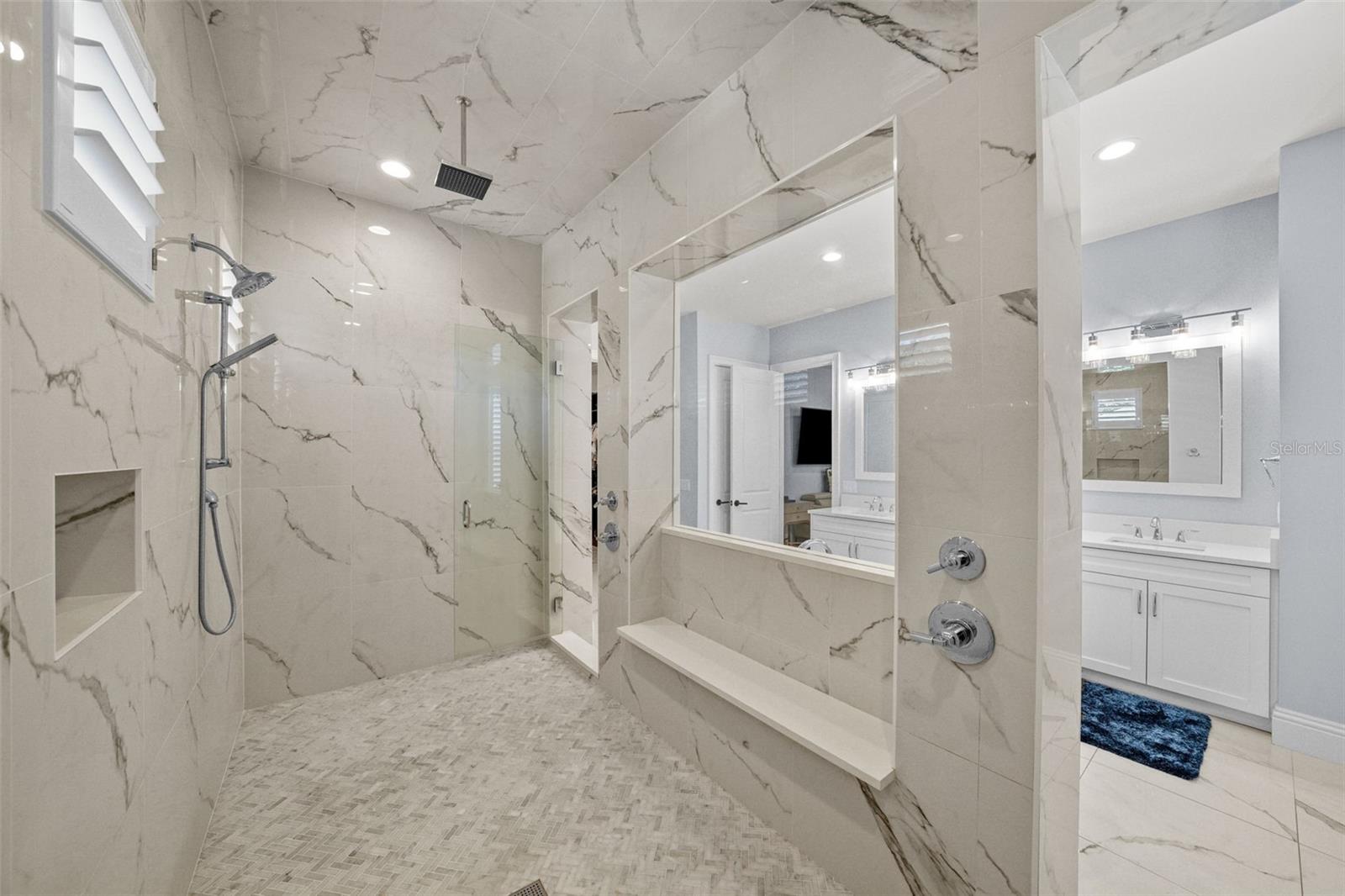 HARBOR VIEW PALMS - Residential