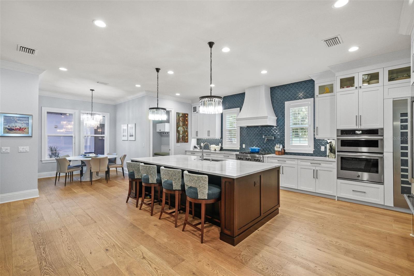 HARBOR VIEW PALMS - Residential