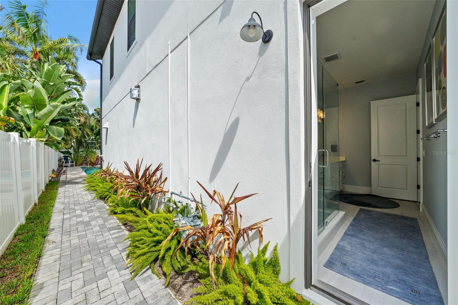 HARBOR VIEW PALMS - Residential