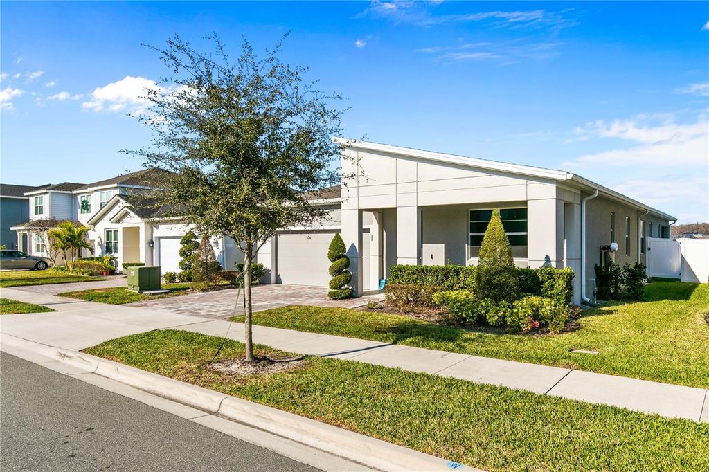 Photo of 11851 Sunsail Avenue, Orlando, FL 32832 (MLS # O6383114)