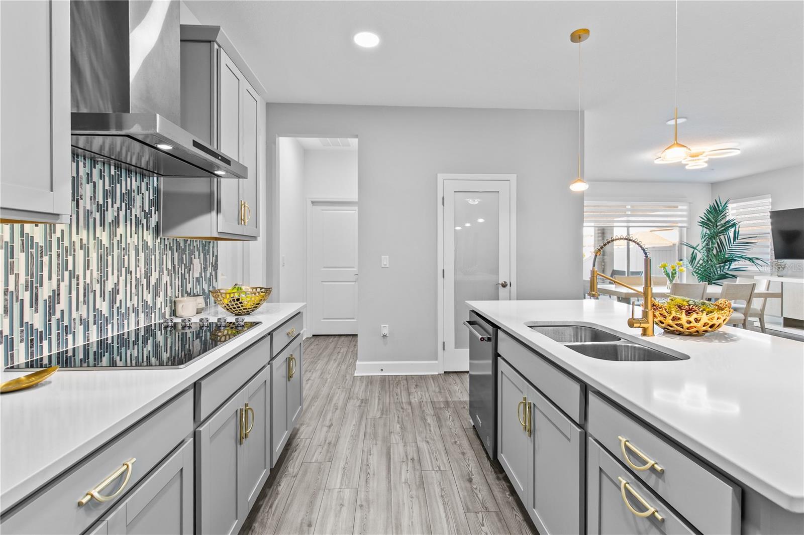 STARWOOD PH N-1B SOUTH - Residential