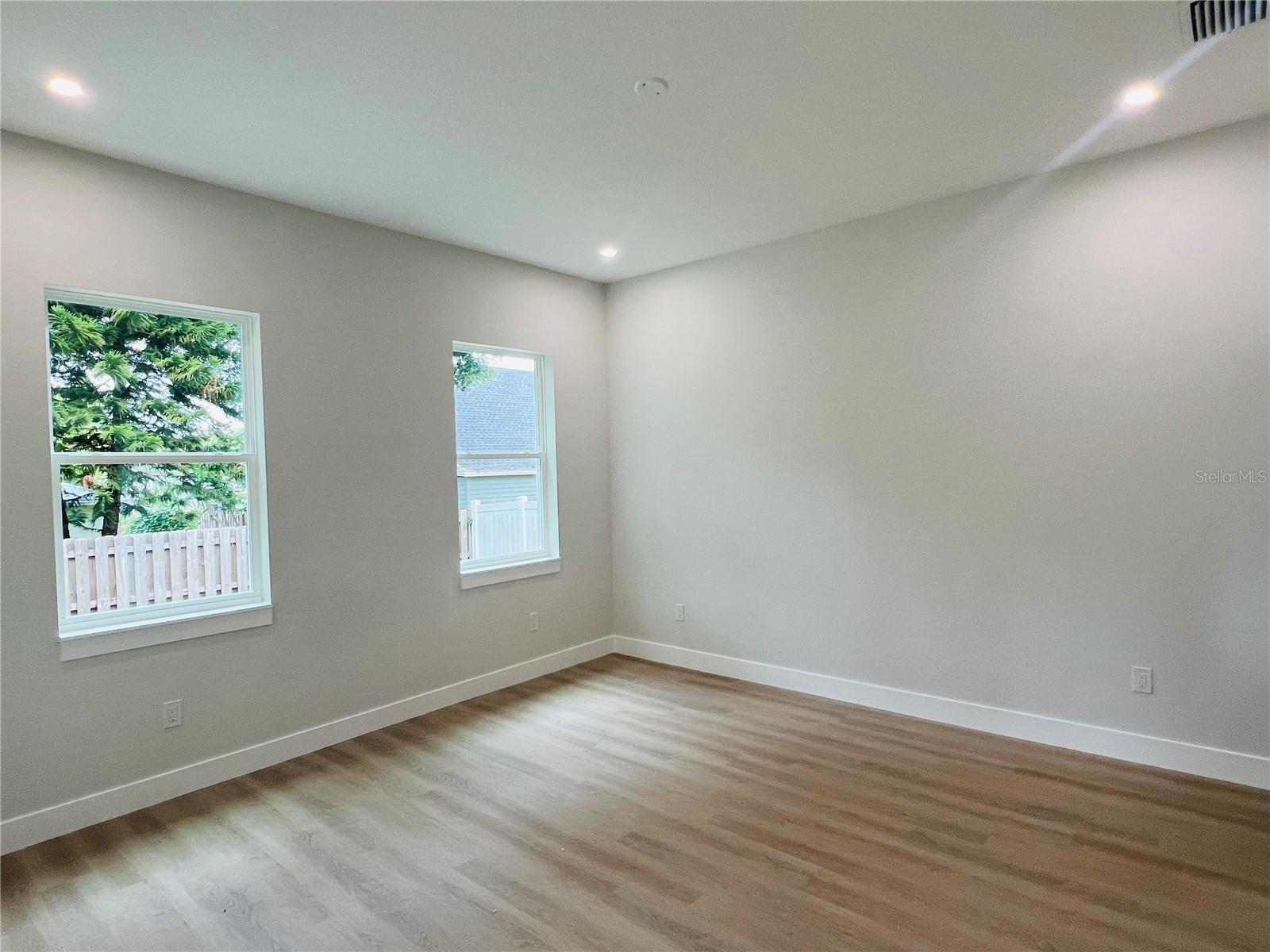WESTMORELAND PINES - Residential