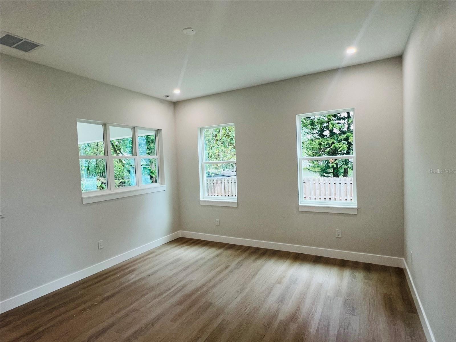 WESTMORELAND PINES - Residential