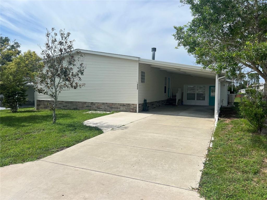 Photo of 9237 Salisbury Drive, Brooksville, FL 34613 (MLS # W7877839)