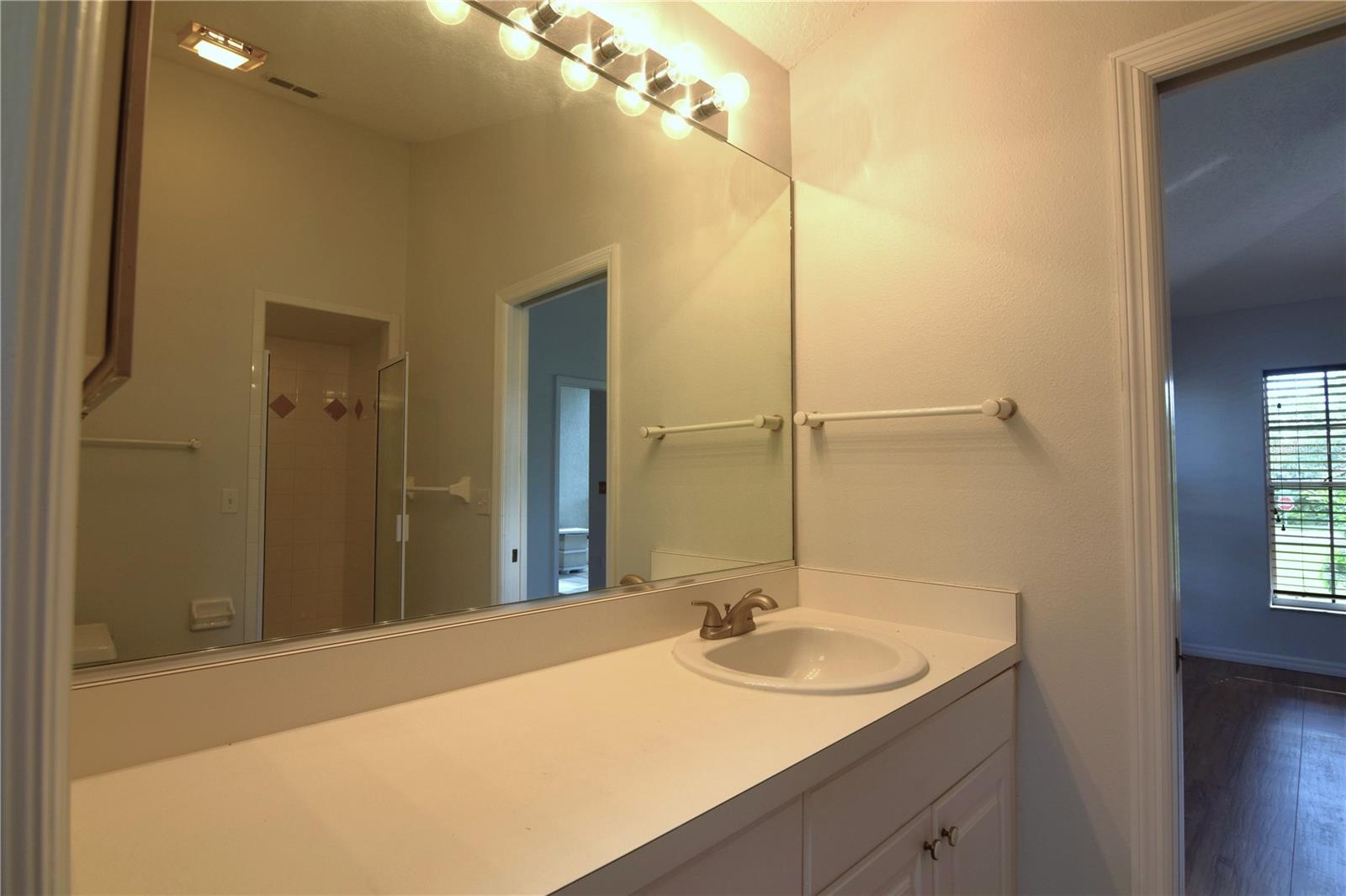 PINESTONE AT PALMER RANCH - Residential Lease
