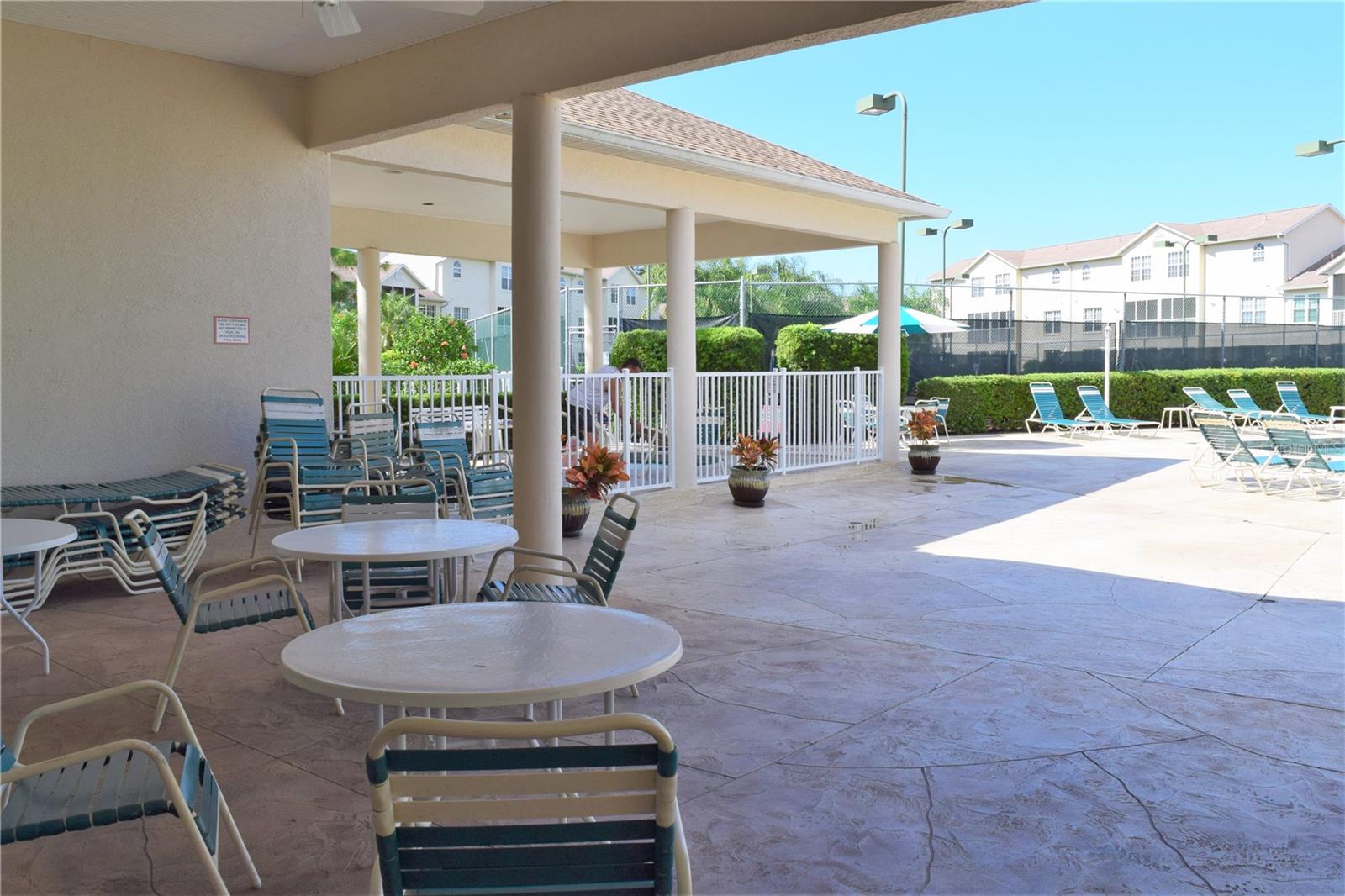 PINESTONE AT PALMER RANCH - Residential Lease
