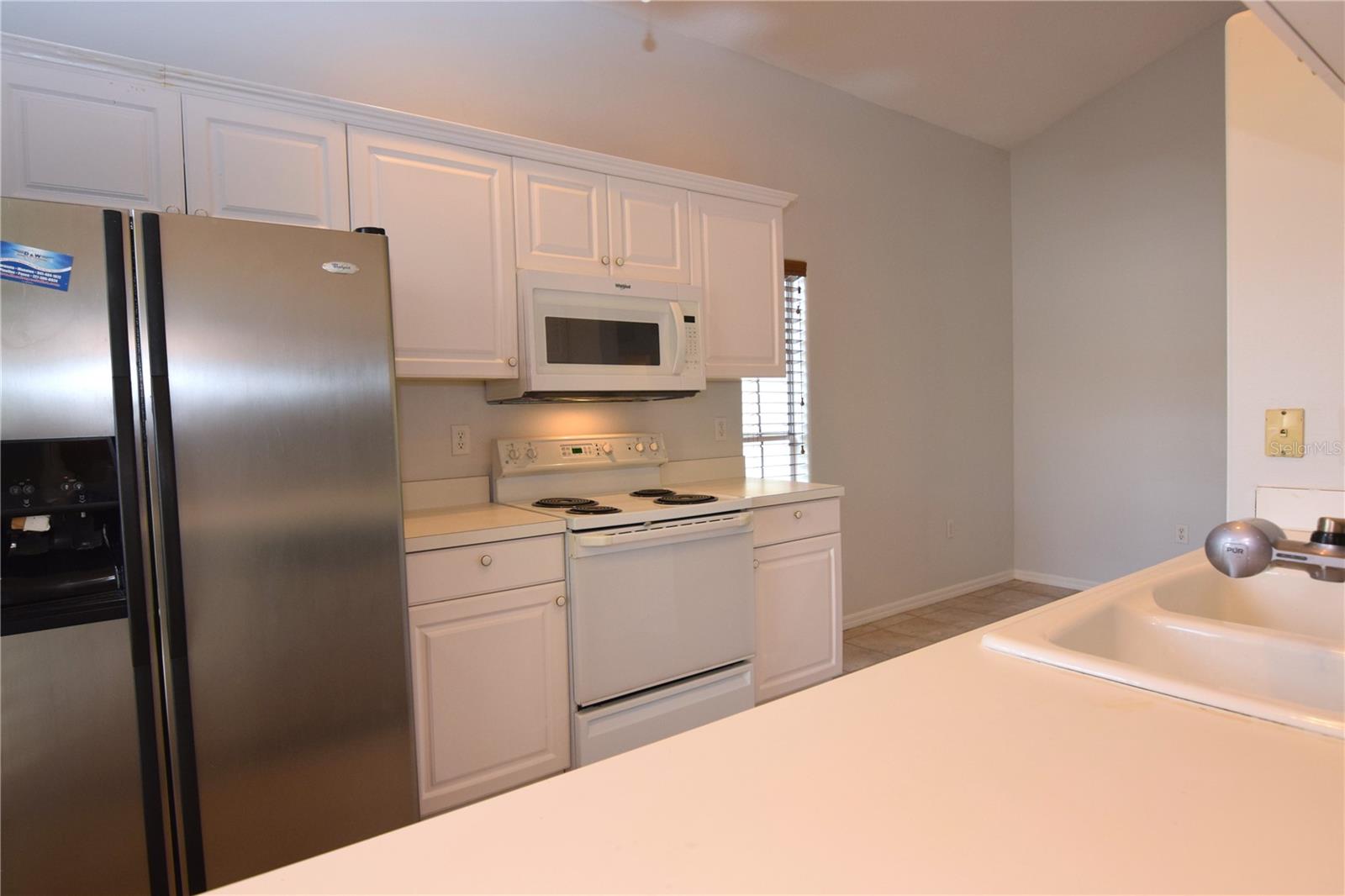 PINESTONE AT PALMER RANCH - Residential Lease