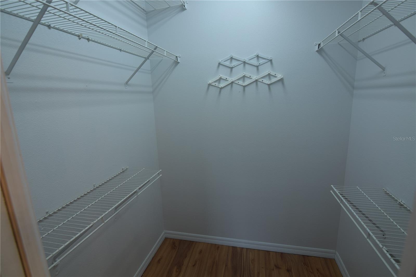 PINESTONE AT PALMER RANCH - Residential Lease