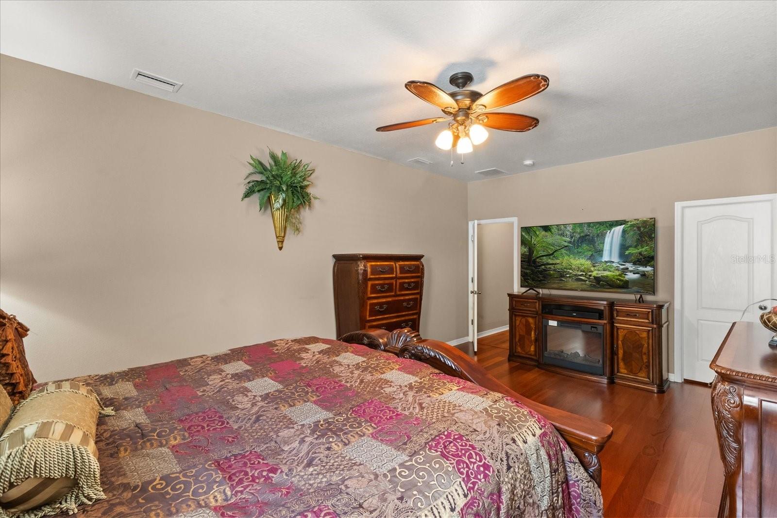 WHISPERING WOODS PH 1 - Residential