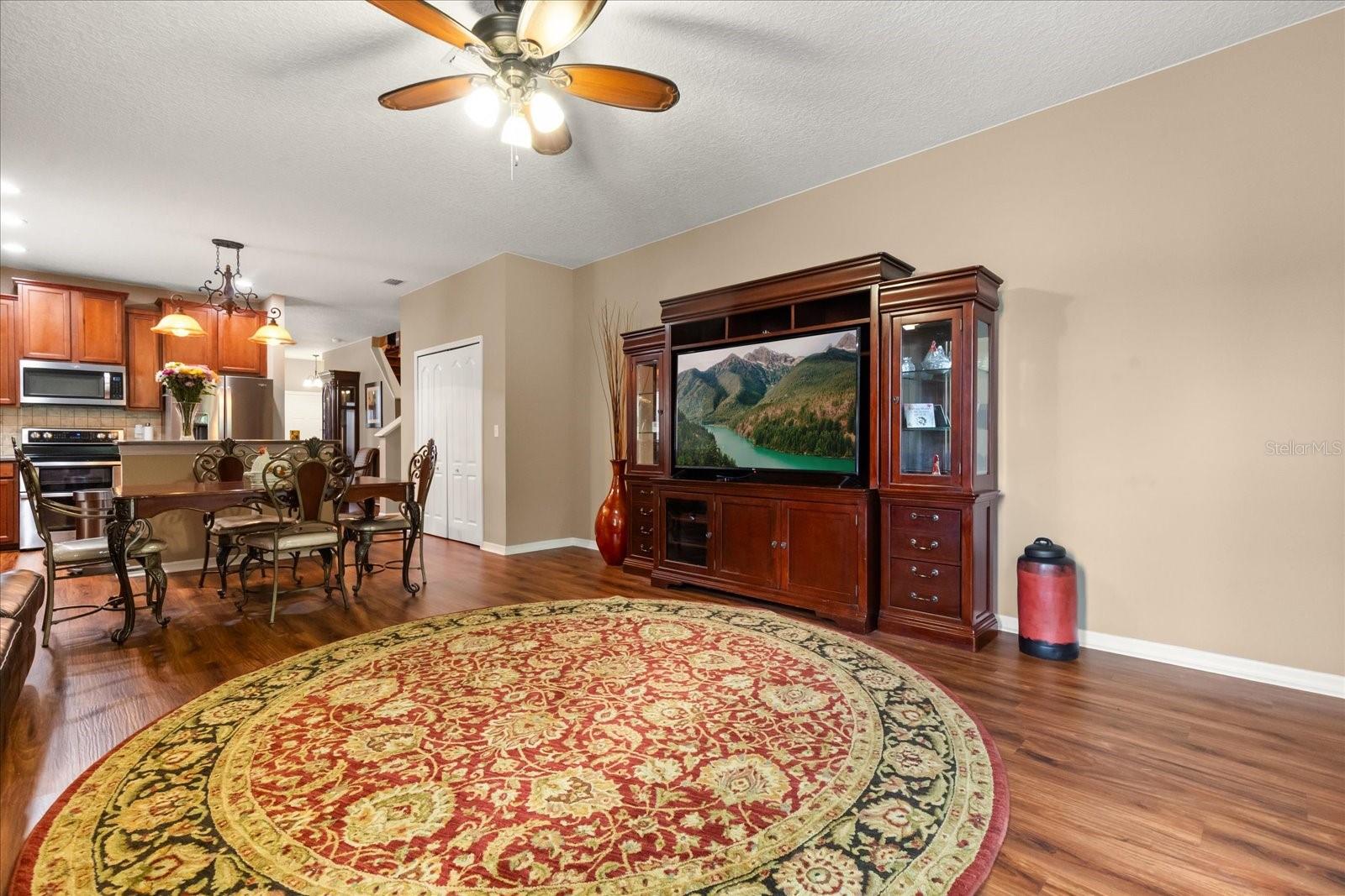 WHISPERING WOODS PH 1 - Residential