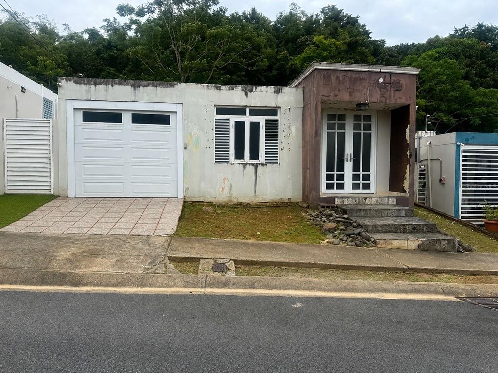 Photo of 5 Esmeralda, San Juan, PR 00924 (MLS # PR9121606)