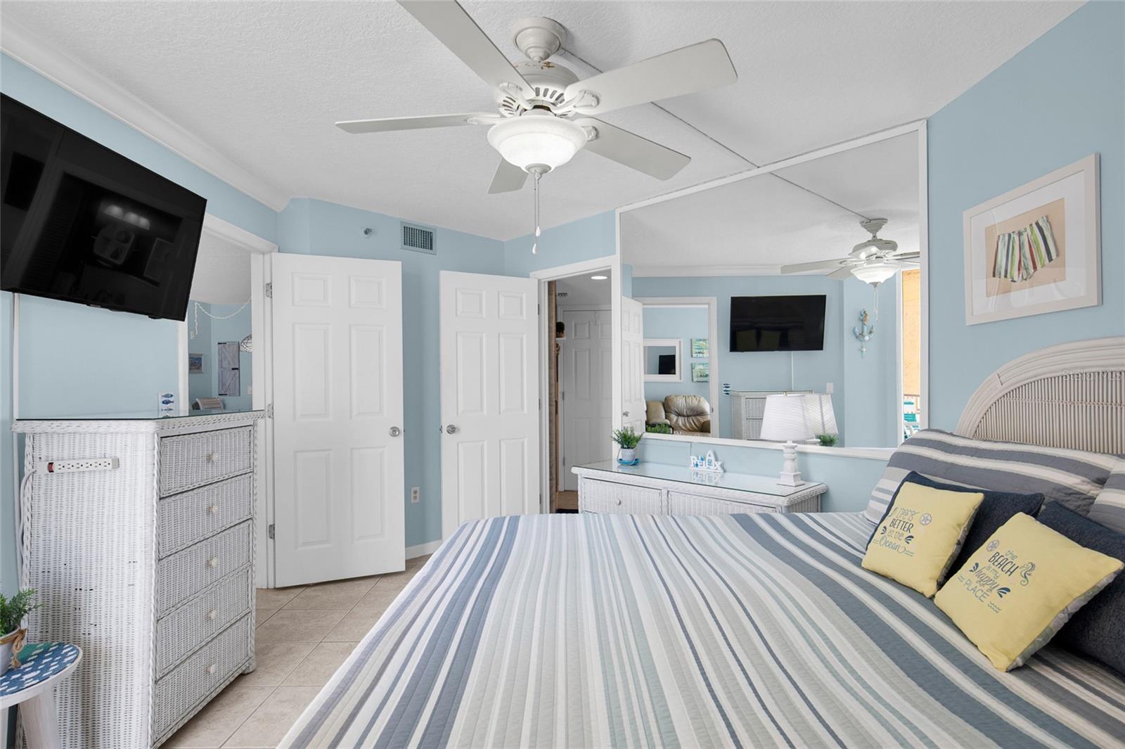 OCEANIA PLAZA CONDO - Residential