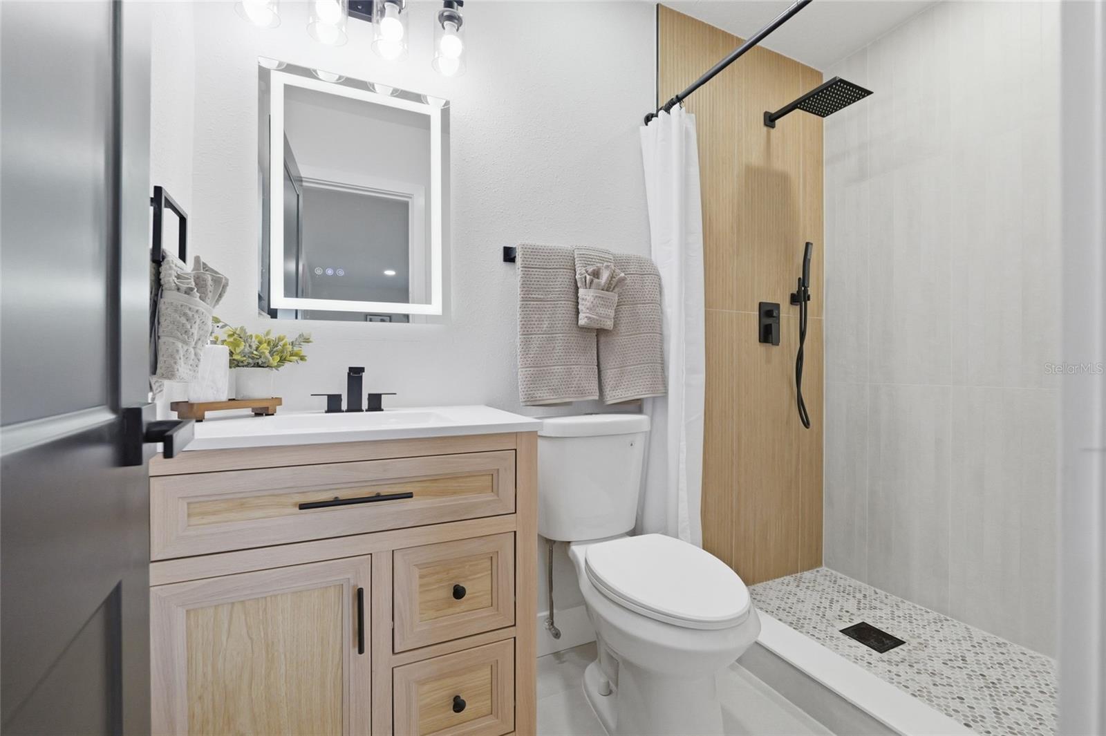 SCOTS LANDING - Residential