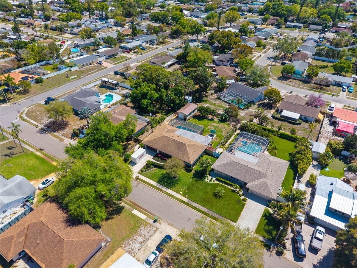 PINE LAKES - Residential