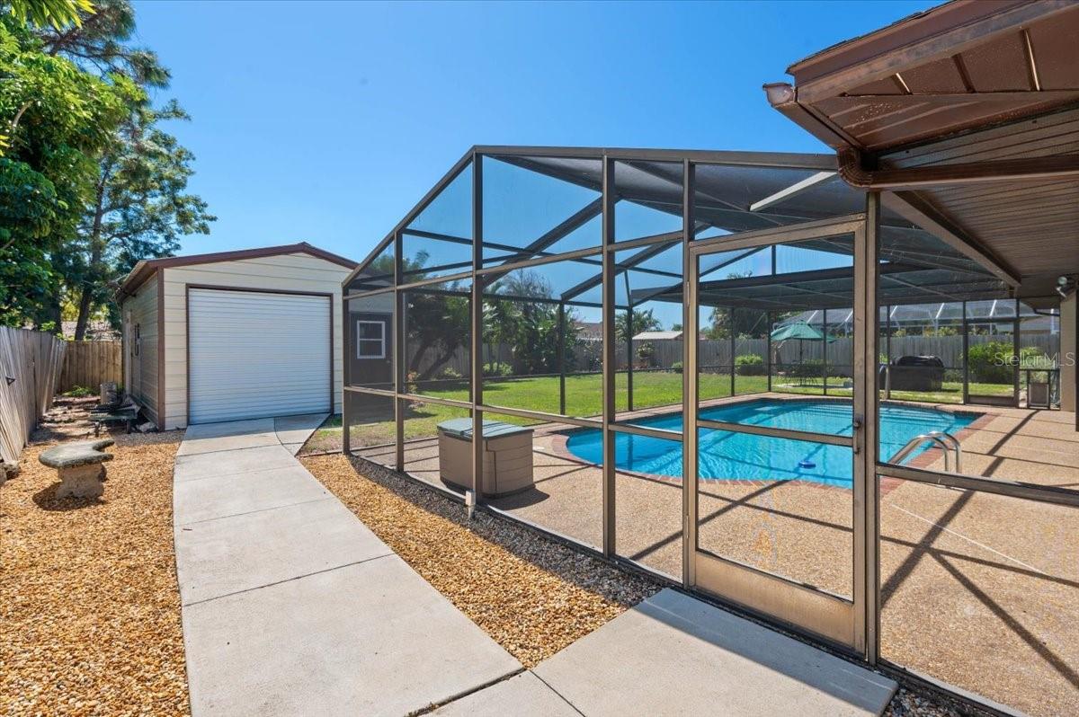 PINE LAKES - Residential