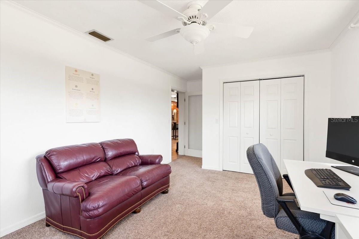 PINE LAKES - Residential