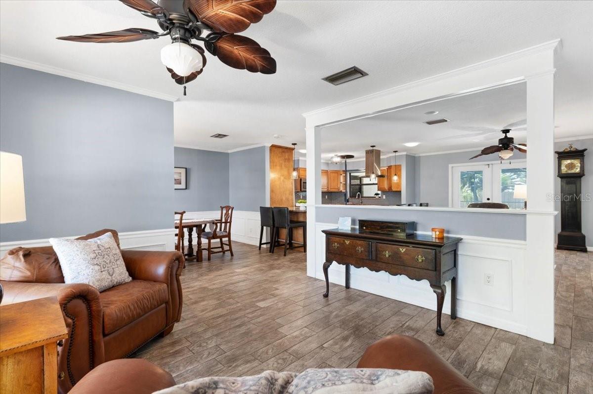 PINE LAKES - Residential