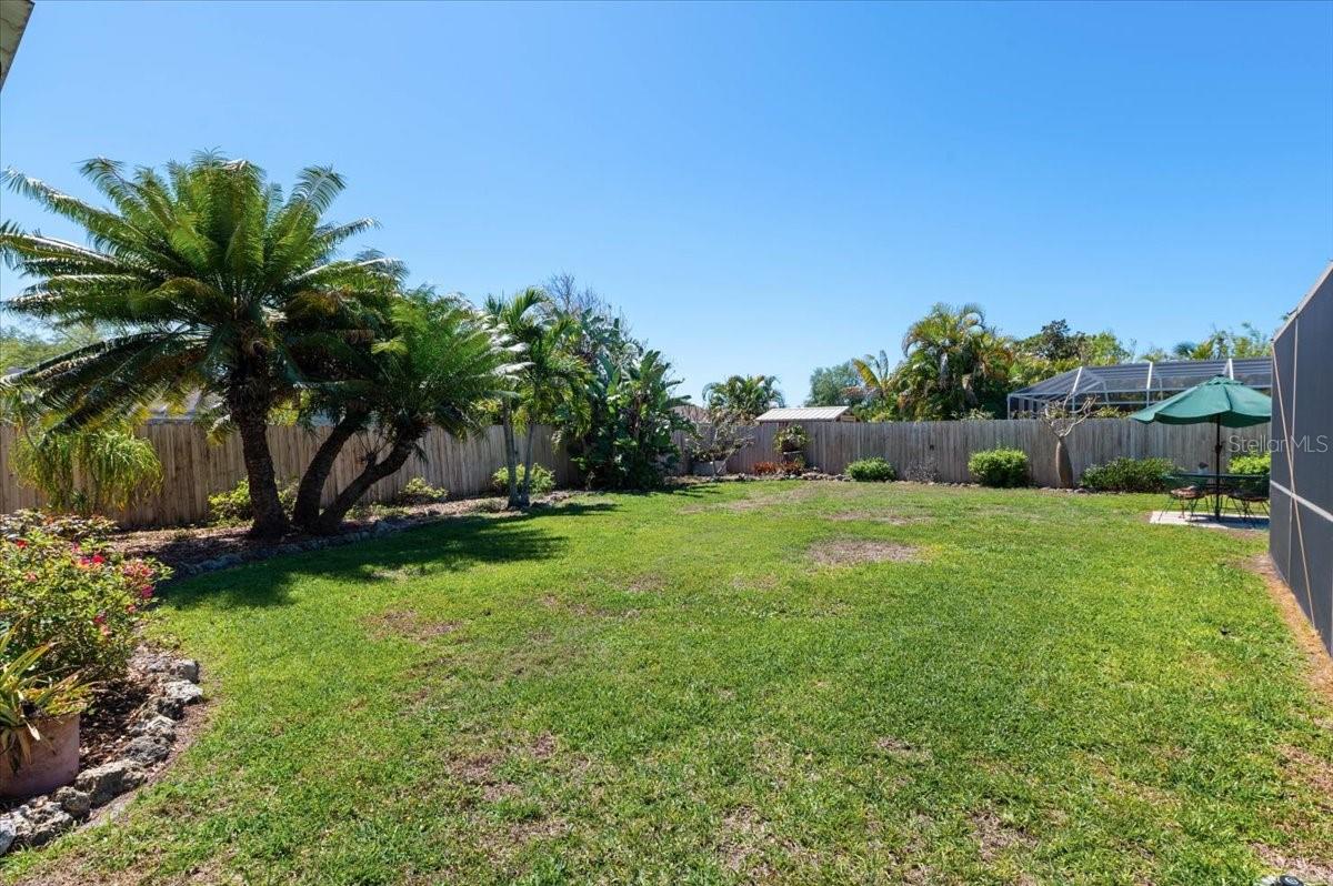 PINE LAKES - Residential