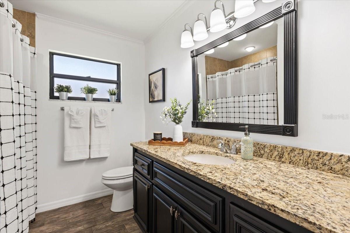 PINE LAKES - Residential