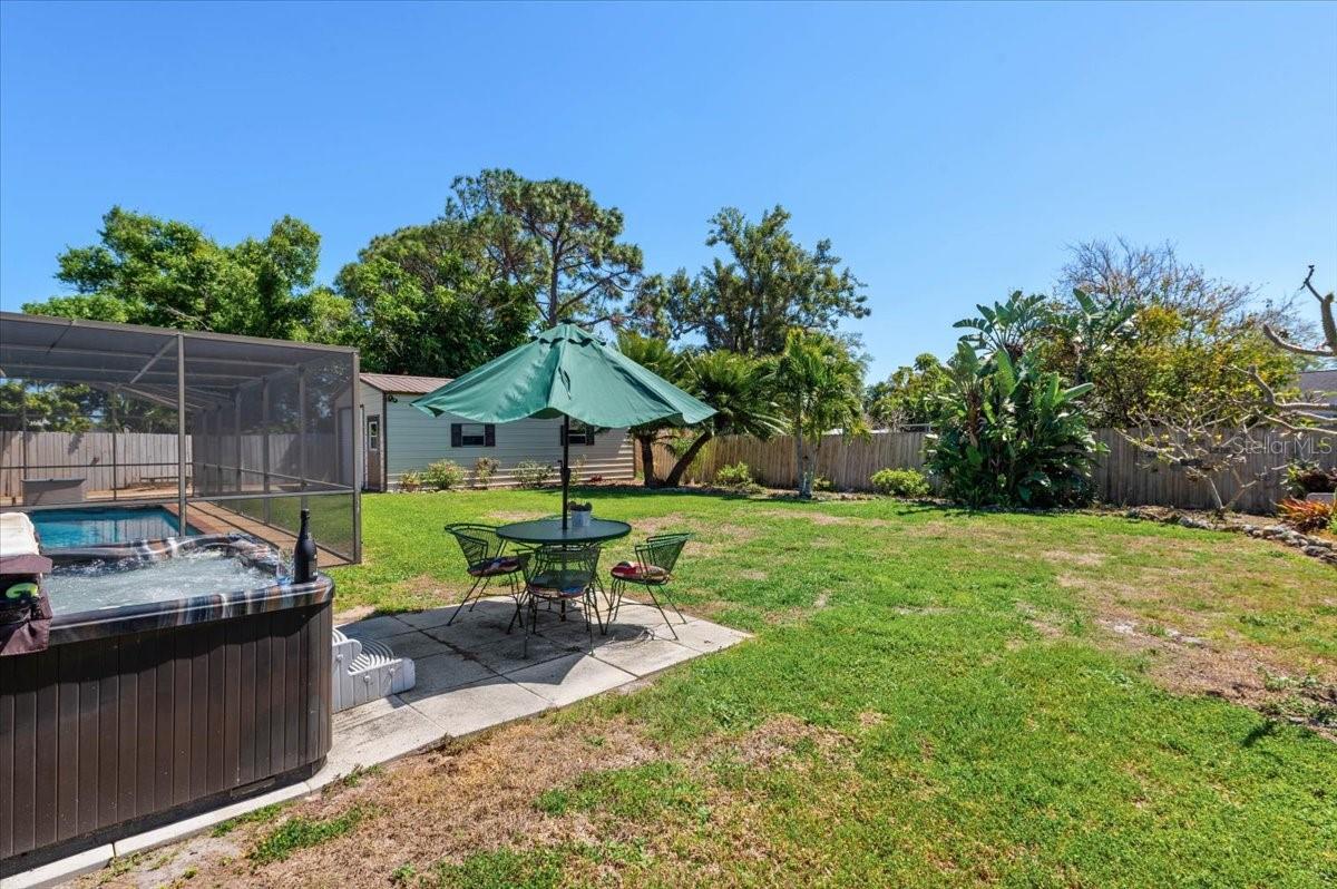 PINE LAKES - Residential