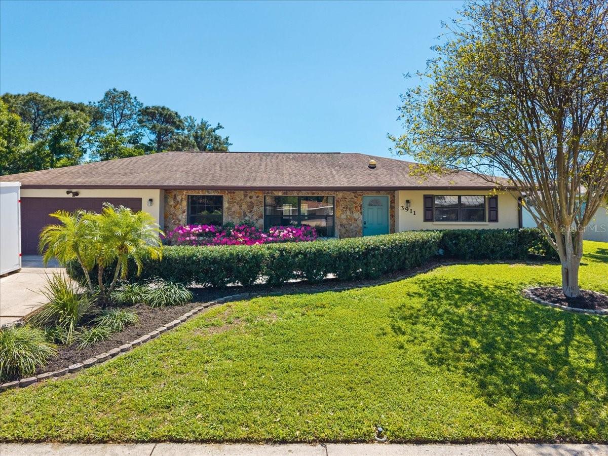 PINE LAKES - Residential