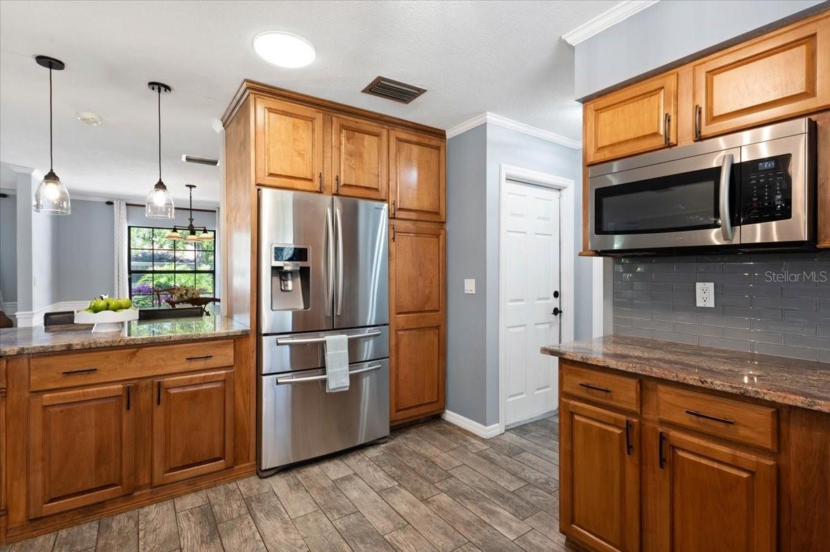 PINE LAKES - Residential